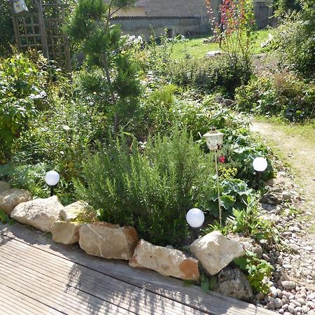 Dans Un Jardin Villa Apremont-la-Foret Екстериор снимка