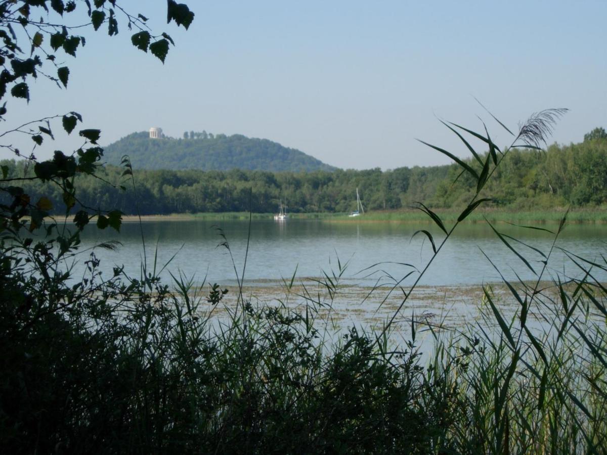 Dans Un Jardin Villa Apremont-la-Foret Екстериор снимка